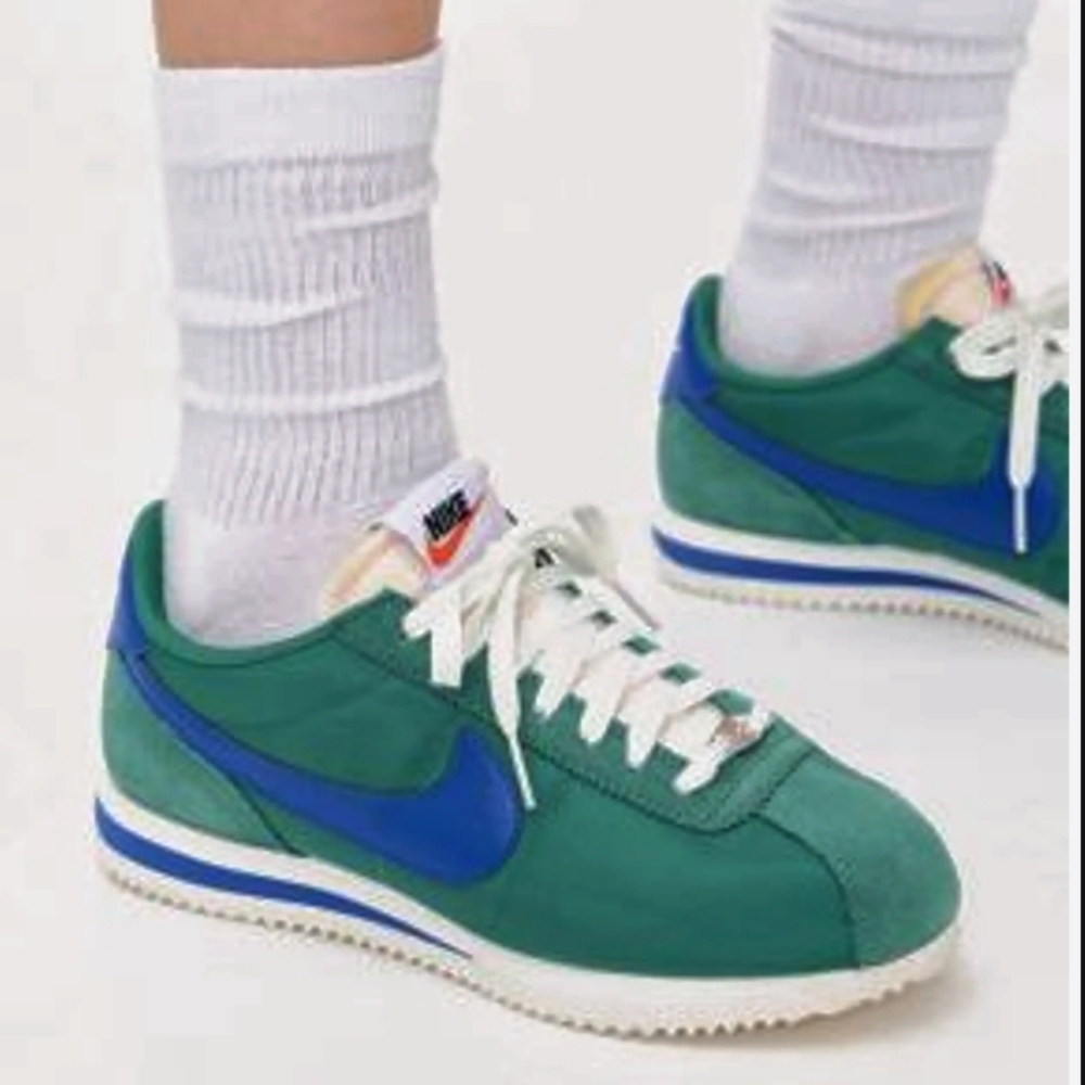 Nike Cortez Women's s Green & Blue Retro Running Sneakers.Size 10US, 42EU, 27cm